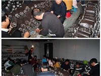 合肥市庐阳区食用菌培训学校学员实习平菇、秀珍菇、姬菇等生产接种