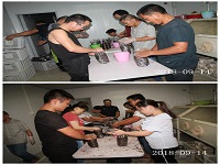 合肥立新食用菌培训基地学员实习生产接种